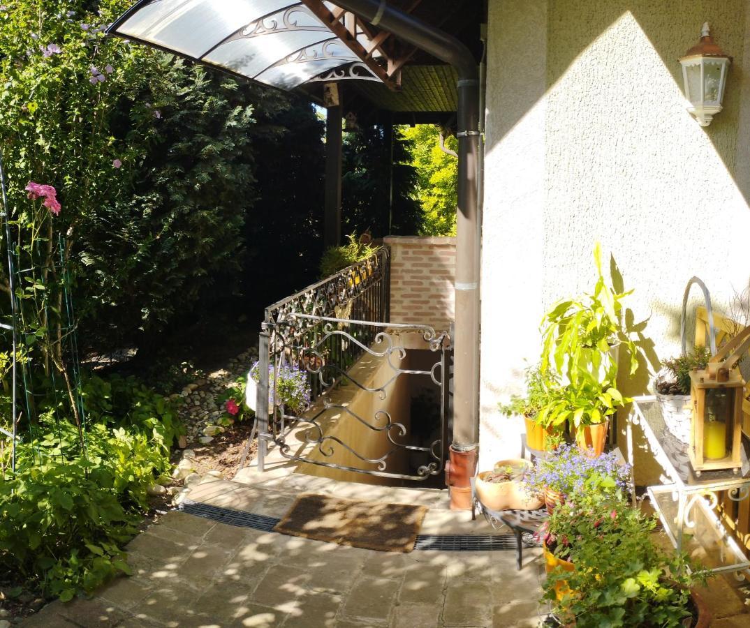 B&B Family Basement Apartment, Breakfast, Free Parking, 5Km From Tulln Chorherrn Dış mekan fotoğraf