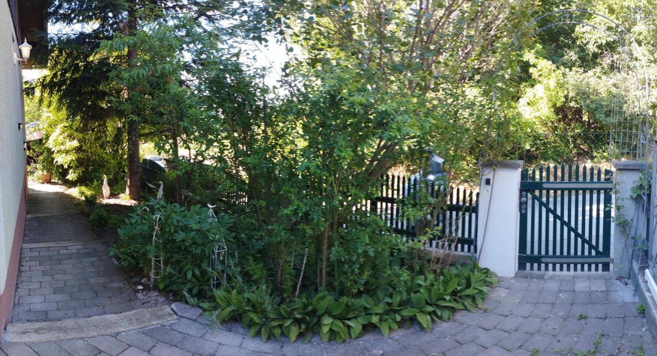 B&B Family Basement Apartment, Breakfast, Free Parking, 5Km From Tulln Chorherrn Dış mekan fotoğraf