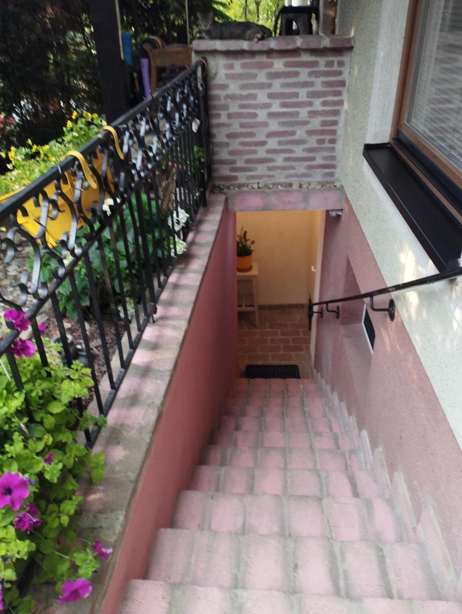 B&B Family Basement Apartment, Breakfast, Free Parking, 5Km From Tulln Chorherrn Dış mekan fotoğraf